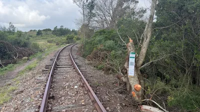Continue with railway on your right to Hill 60 and Westhill